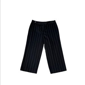 Worthington - Stretch - Capris - Black with White Stripes - Size: 6